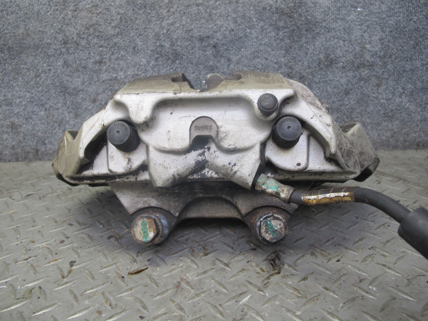 07-11 Mercedes W164 ML63 AMG Set of 2 Front Brake Caliper OEM