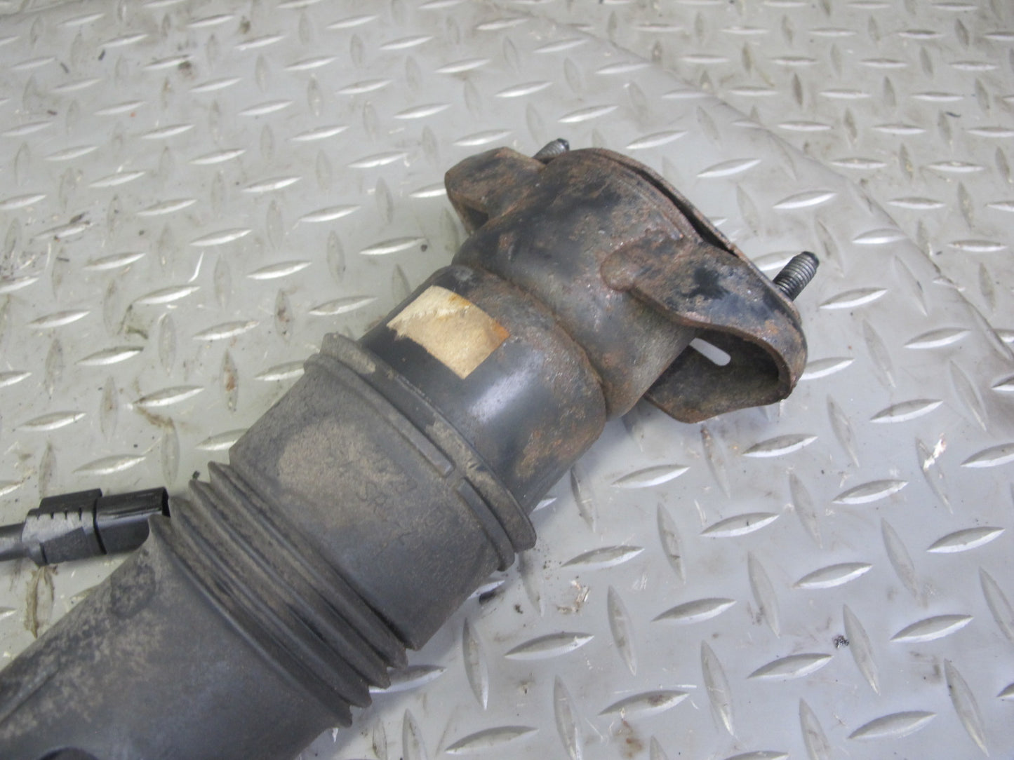07-11 Mercedes W164 ML63 AMG ADS Rear Right Airmatic Strut Shock Absorber OEM
