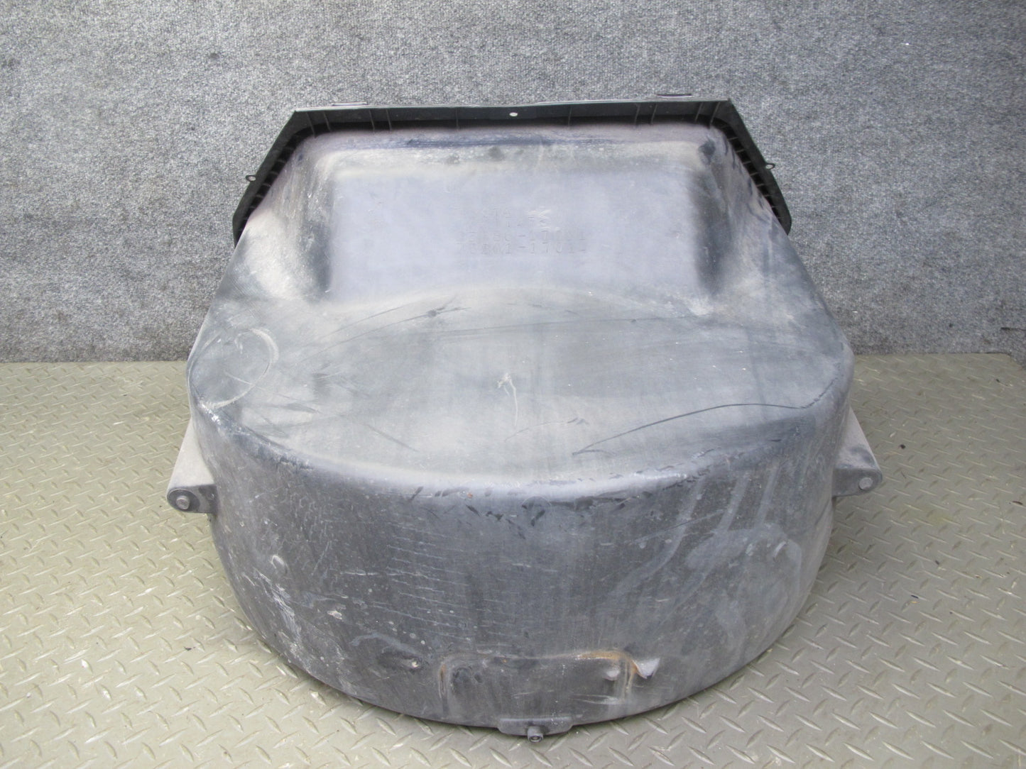 00-05 Toyota MR2 Spyder ZZW30L Spare Tire Wheel Holder 75201-17011 OEM