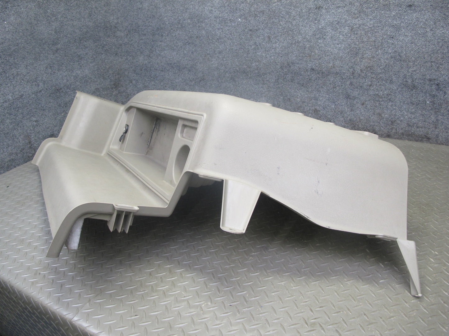 2003-2004 Hummer H2 Rear Left & Right Trunk Quarter Trim Cover Panel Set of 2