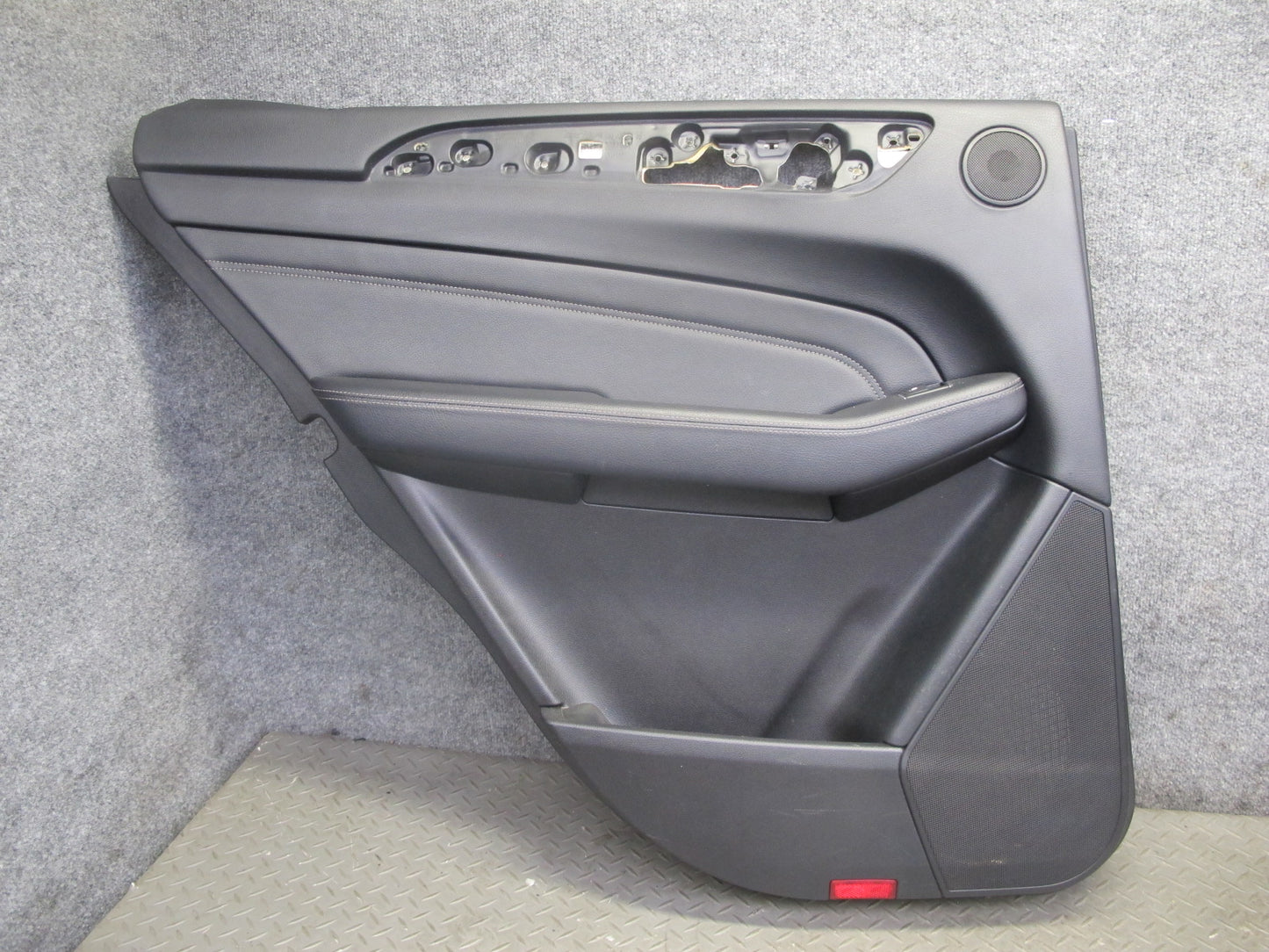 12-15 Mercedes W166 Ml-class Set of 2 Rear Door Interior Trim Cover Panel OEM