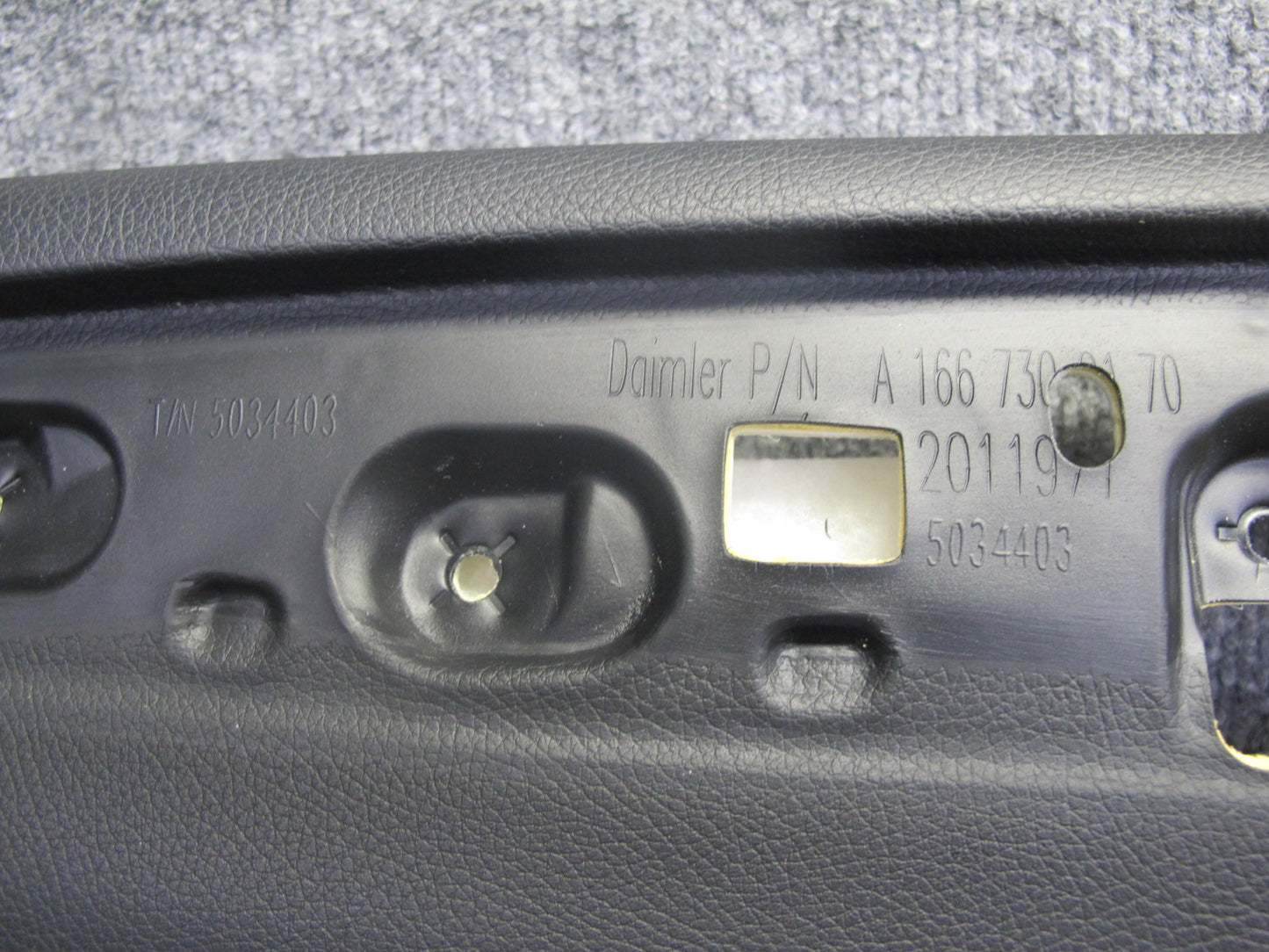 12-15 Mercedes W166 Ml-class Set of 2 Rear Door Interior Trim Cover Panel OEM