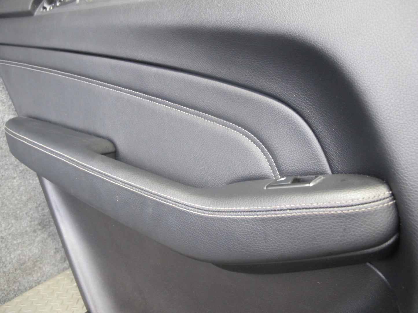 12-15 Mercedes W166 Ml-class Set of 2 Rear Door Interior Trim Cover Panel OEM
