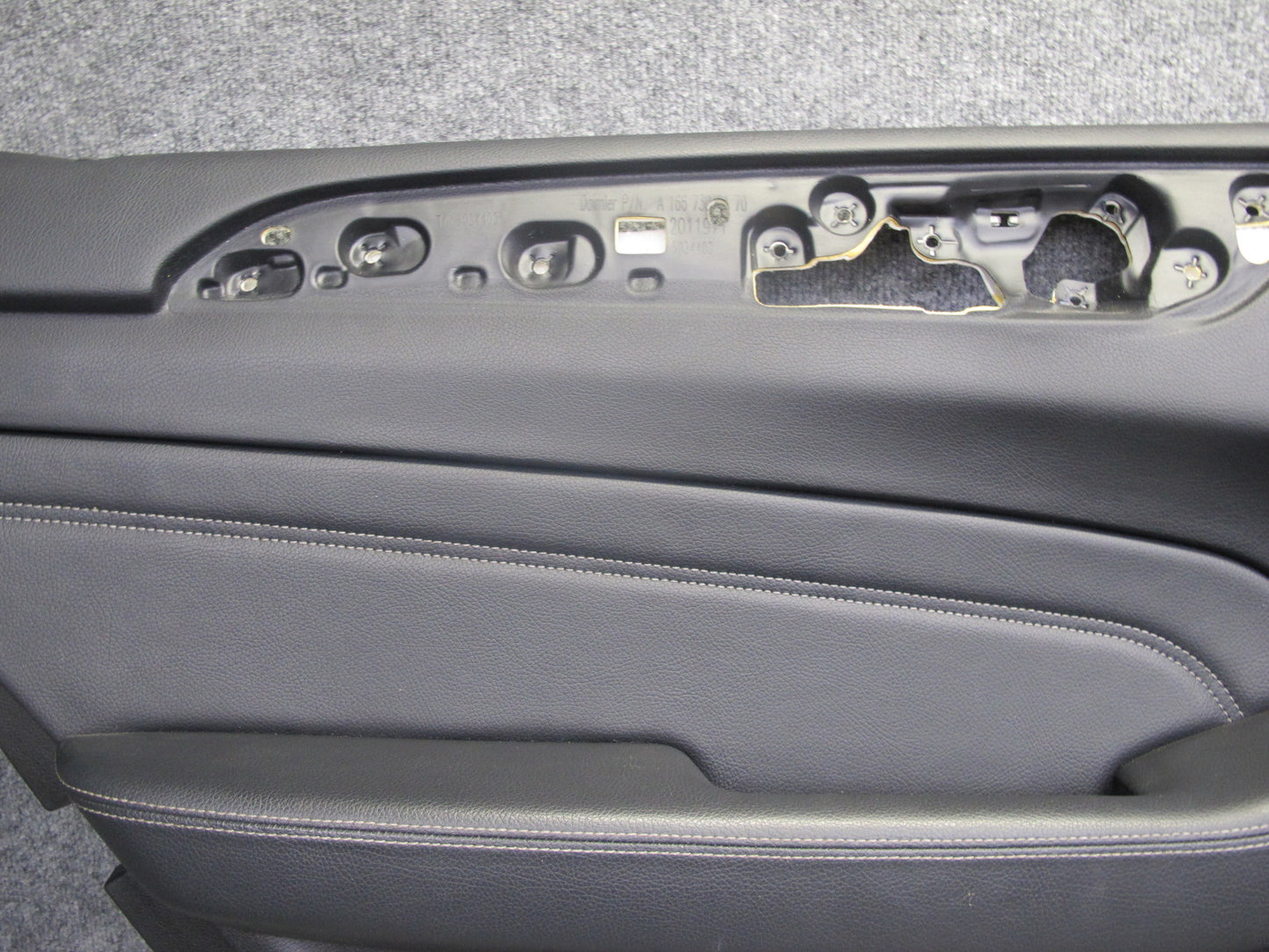 12-15 Mercedes W166 Ml-class Set of 2 Rear Door Interior Trim Cover Panel OEM