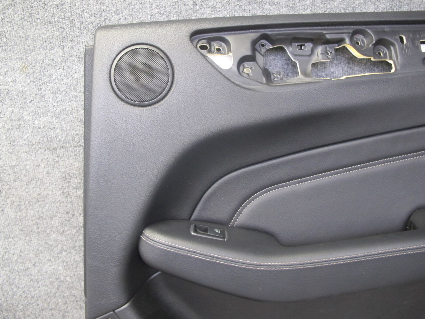 12-15 Mercedes W166 Ml-class Set of 2 Rear Door Interior Trim Cover Panel OEM