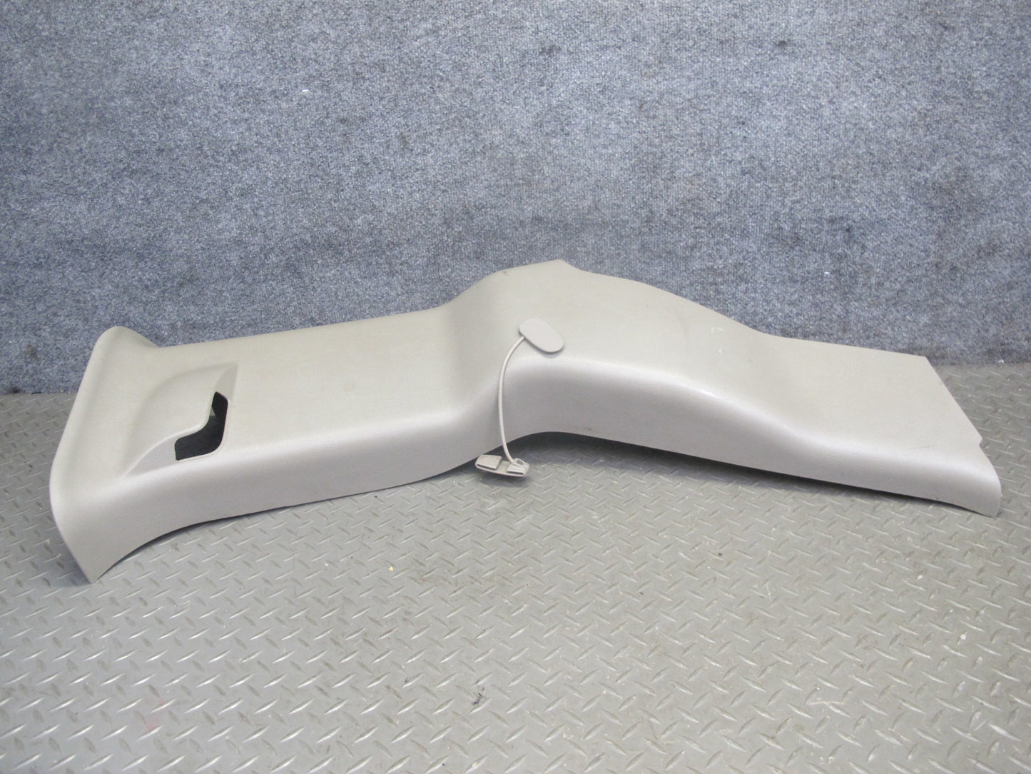 2003-2004 Hummer H2 Rear Right & Left Side C Pillar Trim Cover Panel Set
