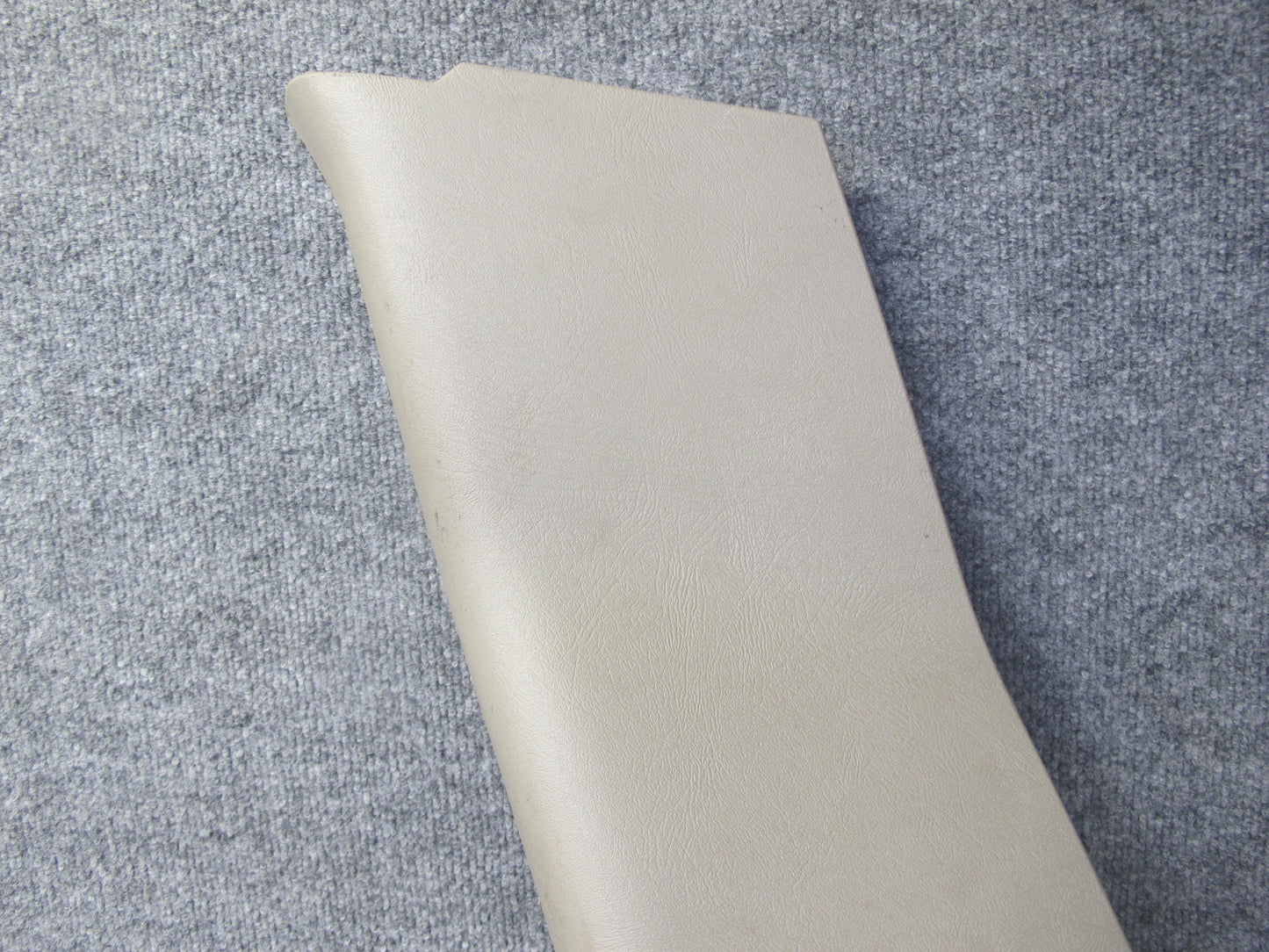 2003-2004 Hummer H2 Rear Right & Left Side C Pillar Trim Cover Panel Set