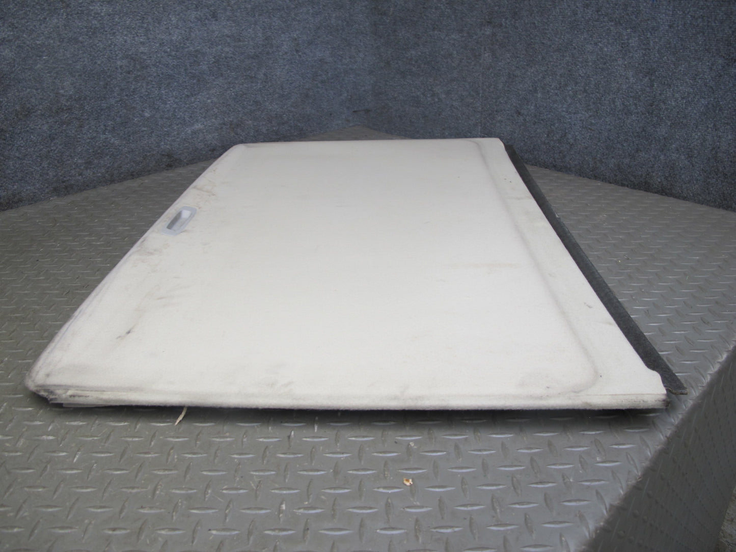2003-2007 Hummer H2 Front Upper Sunroof Moon Roof Cover Sun Shade Panel