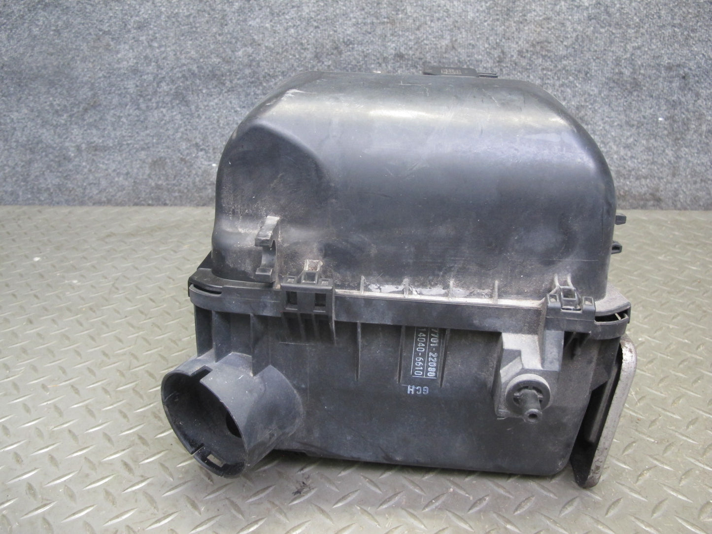 00-05 Toyota MR2 Spyder ZZW30L Air Intake Cleaner Filter Box w Sensor OEM