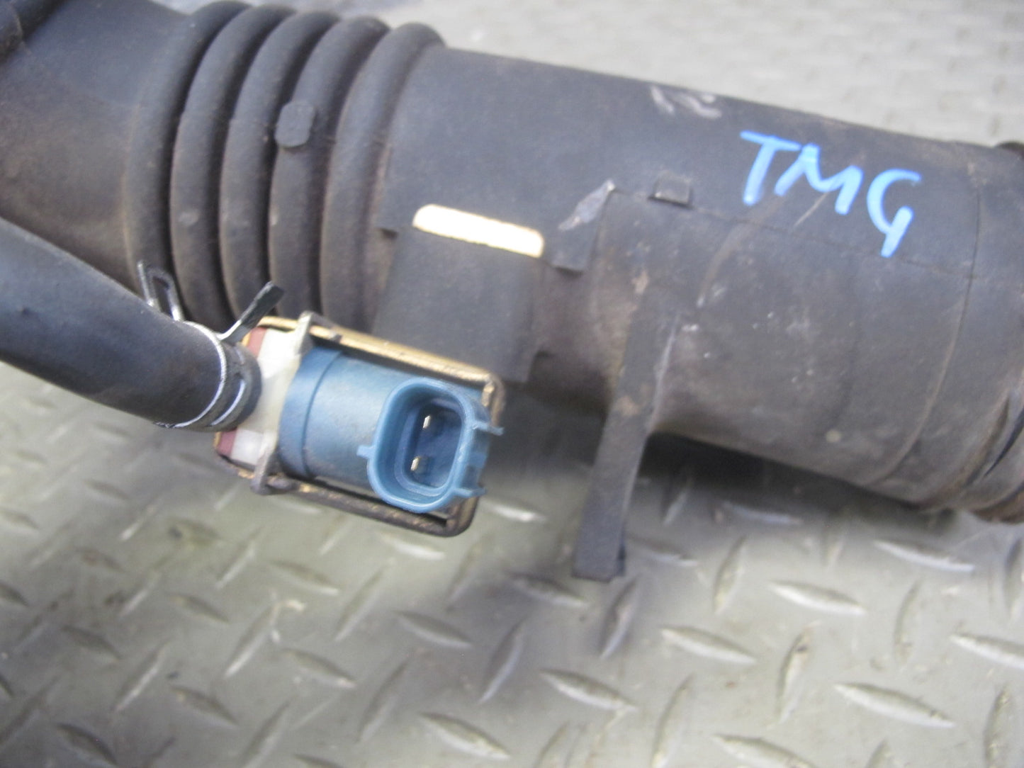 00-05 Toyota MR2 Spyder ZZW30L Air Intake Hose Duct Pipe Line OEM