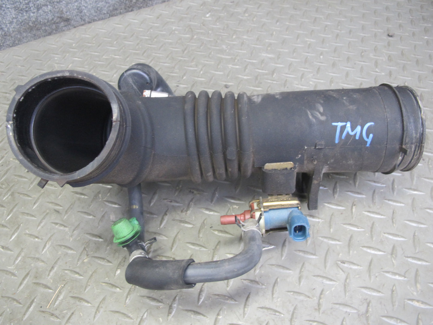 00-05 Toyota MR2 Spyder ZZW30L Air Intake Hose Duct Pipe Line OEM