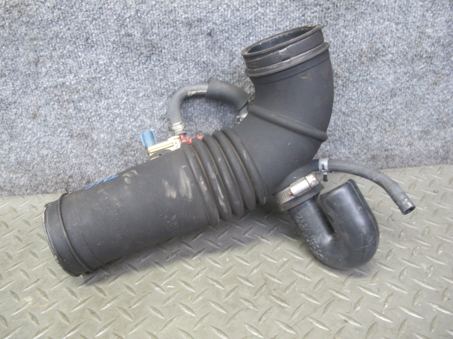 00-05 Toyota MR2 Spyder ZZW30L Air Intake Hose Duct Pipe Line OEM