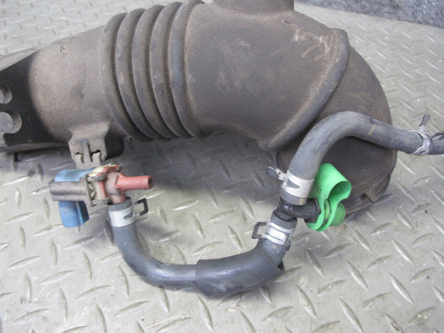 00-05 Toyota MR2 Spyder ZZW30L Air Intake Hose Duct Pipe Line OEM