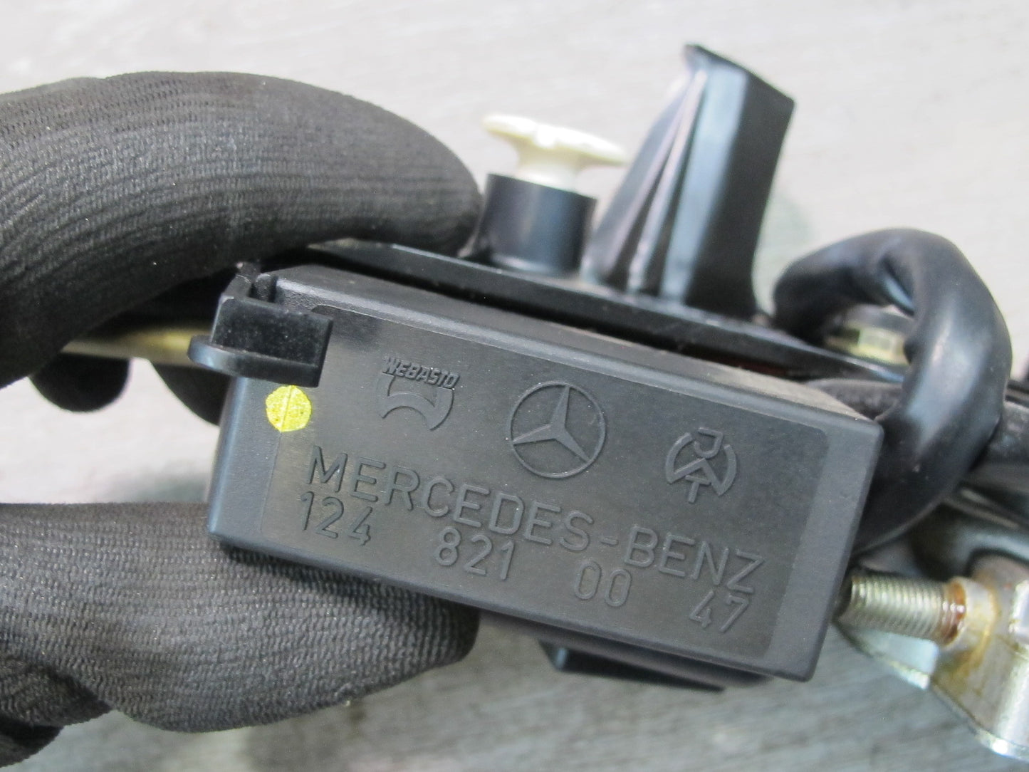 86-91 Mercedes W126 S-class Sunroof Motor 0390251696 OEM