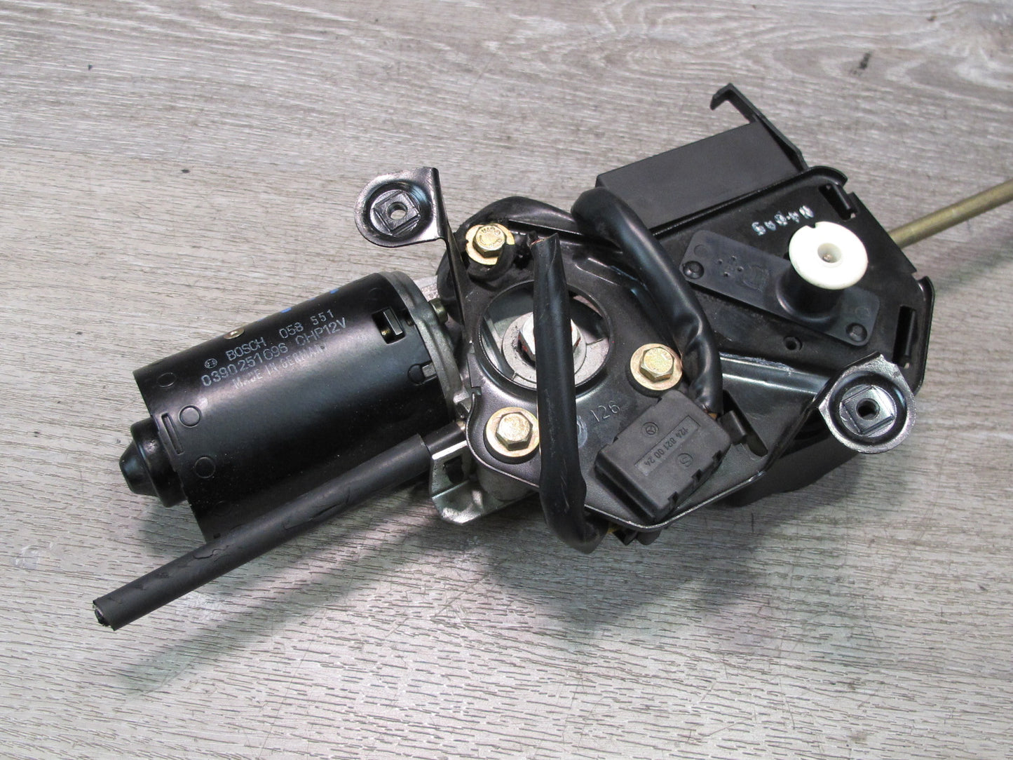 86-91 Mercedes W126 S-class Sunroof Motor 0390251696 OEM