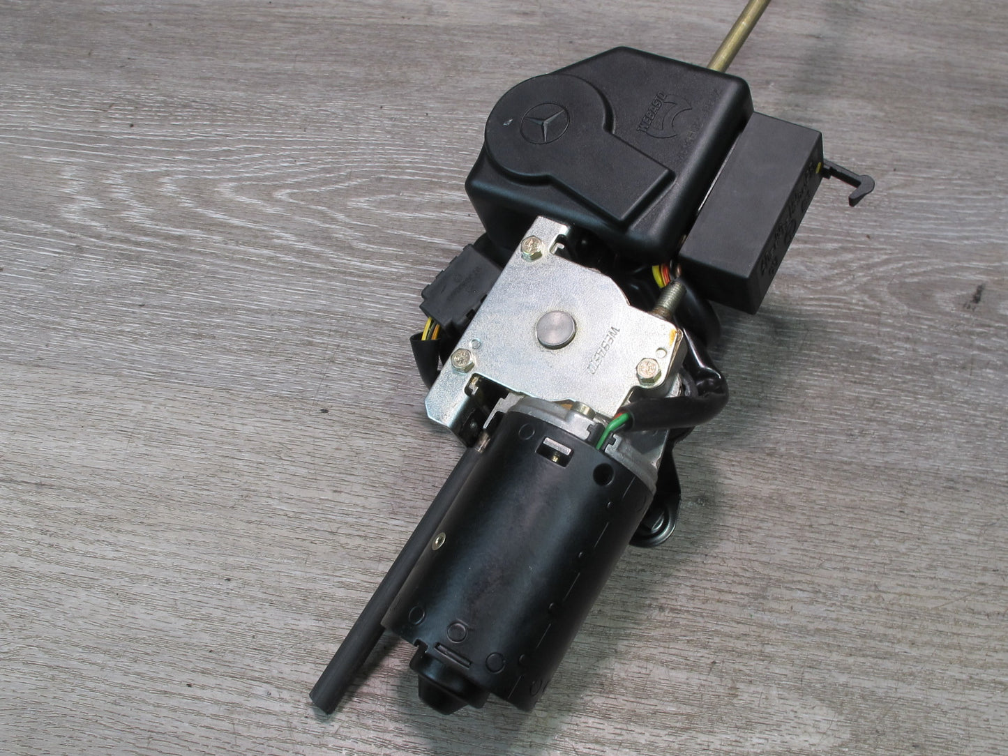 86-91 Mercedes W126 S-class Sunroof Motor 0390251696 OEM