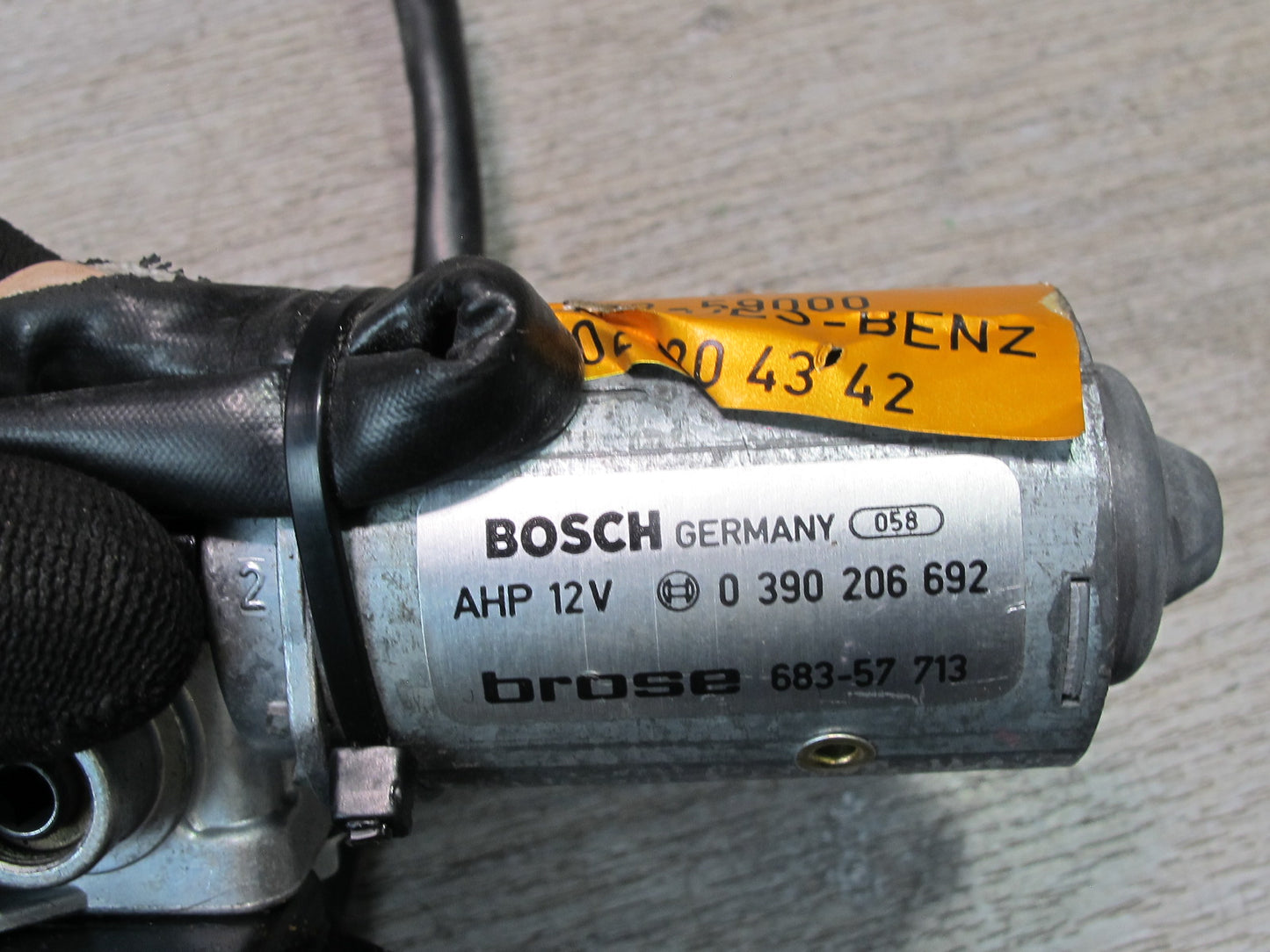 86-91 Mercedes W126 S-class Set of 2 Front Right Seat Adjust Motor OEM