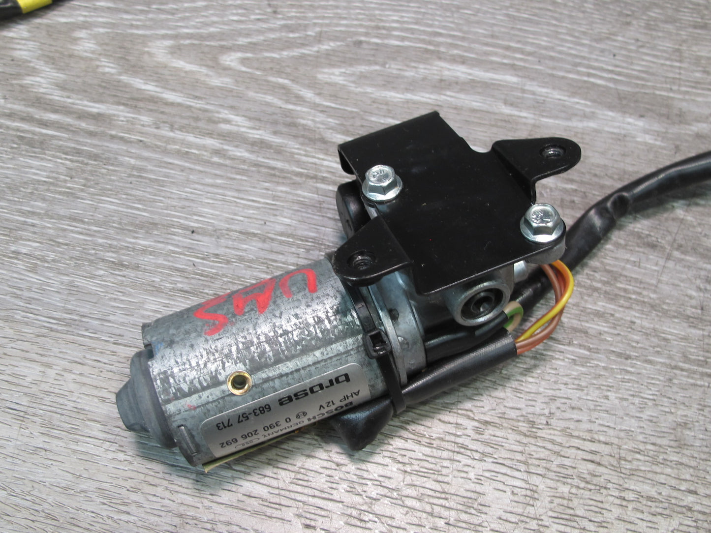 86-91 Mercedes W126 S-class Set of 2 Front Right Seat Adjust Motor OEM