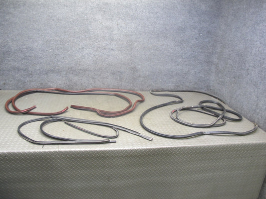 86-91 Mazda RX7 Coupe Set of 6 Left & Right Door Weatherstrip Rubber Seal OEM