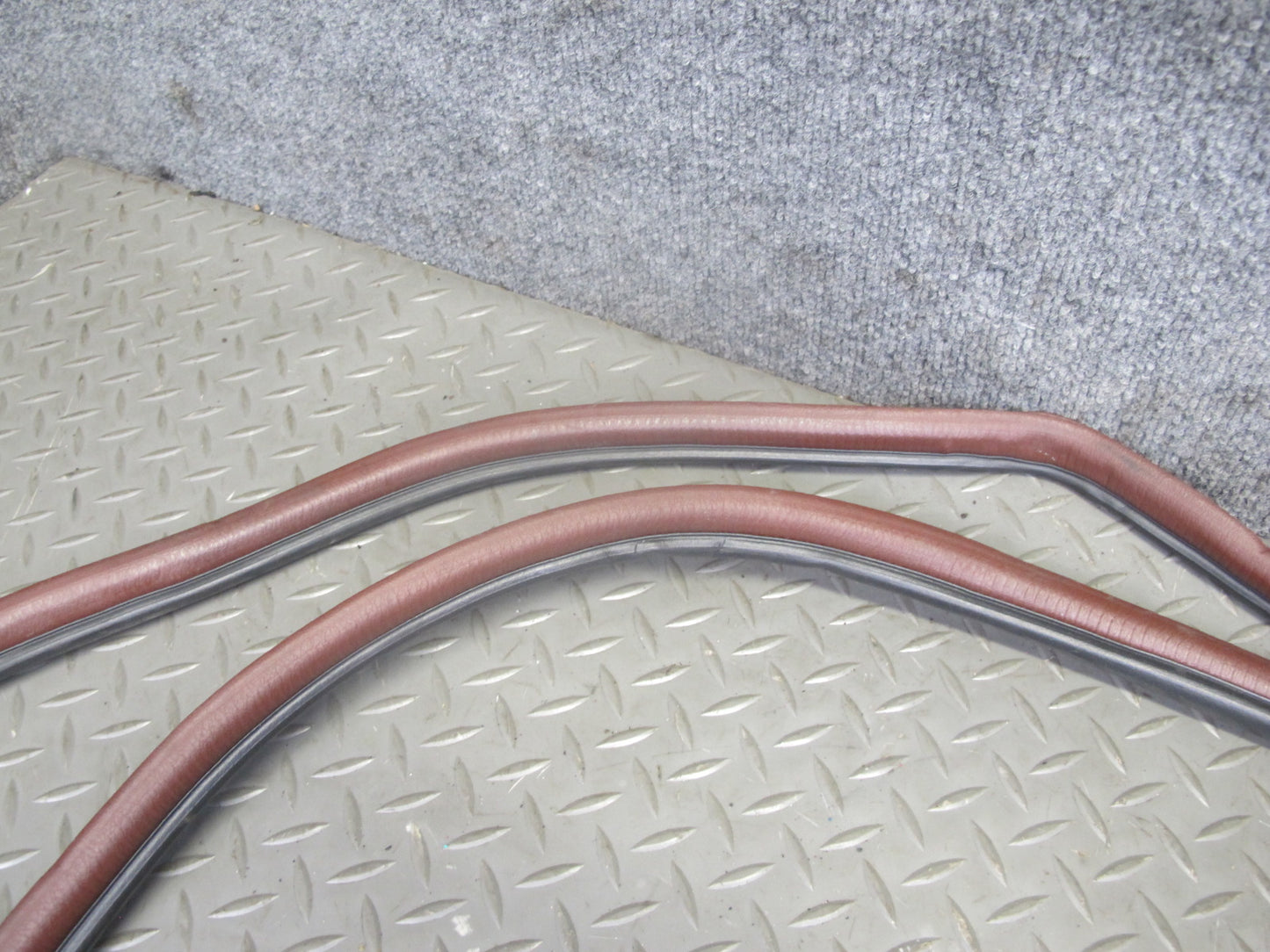 86-91 Mazda RX7 Coupe Set of 6 Left & Right Door Weatherstrip Rubber Seal OEM