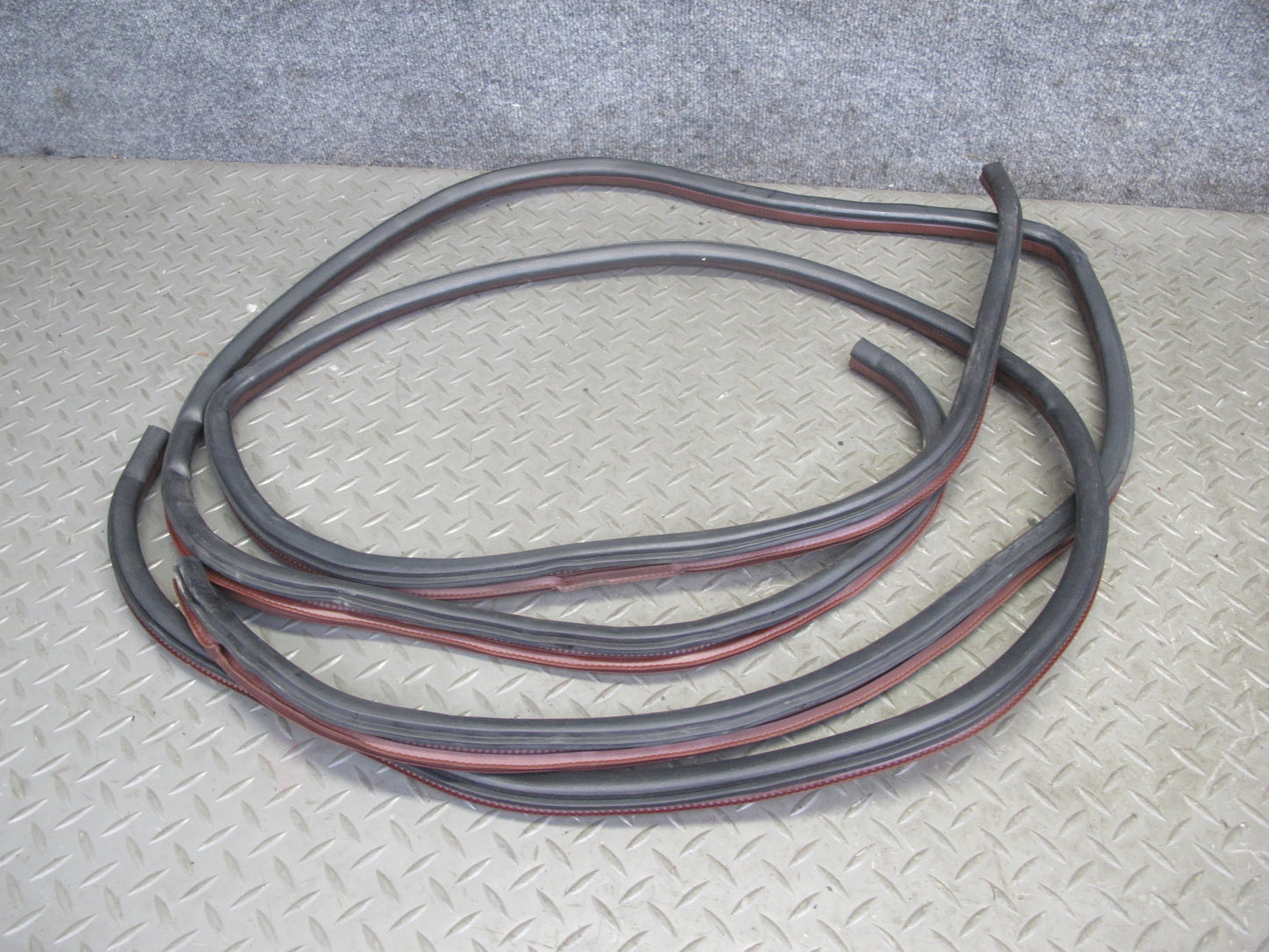86-91 Mazda RX7 Coupe Set of 6 Left & Right Door Weatherstrip Rubber Seal OEM