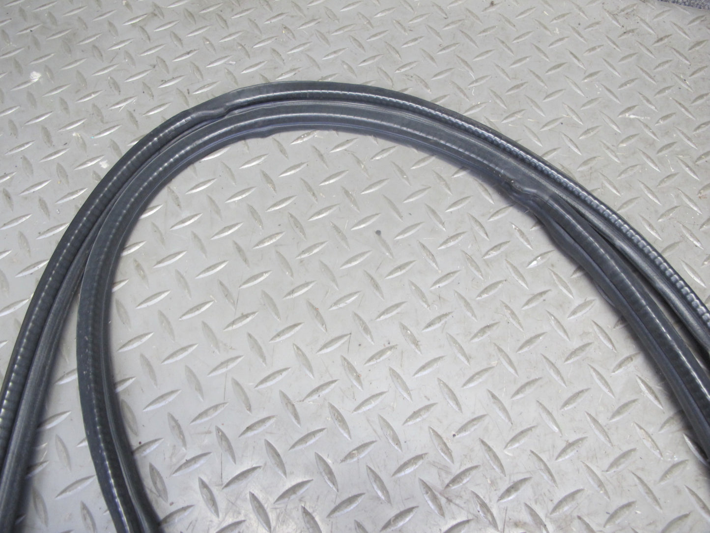 86-91 Mazda RX7 Coupe Set of 6 Left & Right Door Weatherstrip Rubber Seal OEM