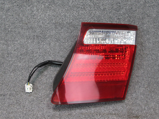 08-09 Lexus UVF46 LS600h Rear Right Inner Trunk Lid Tail Light Lamp OEM