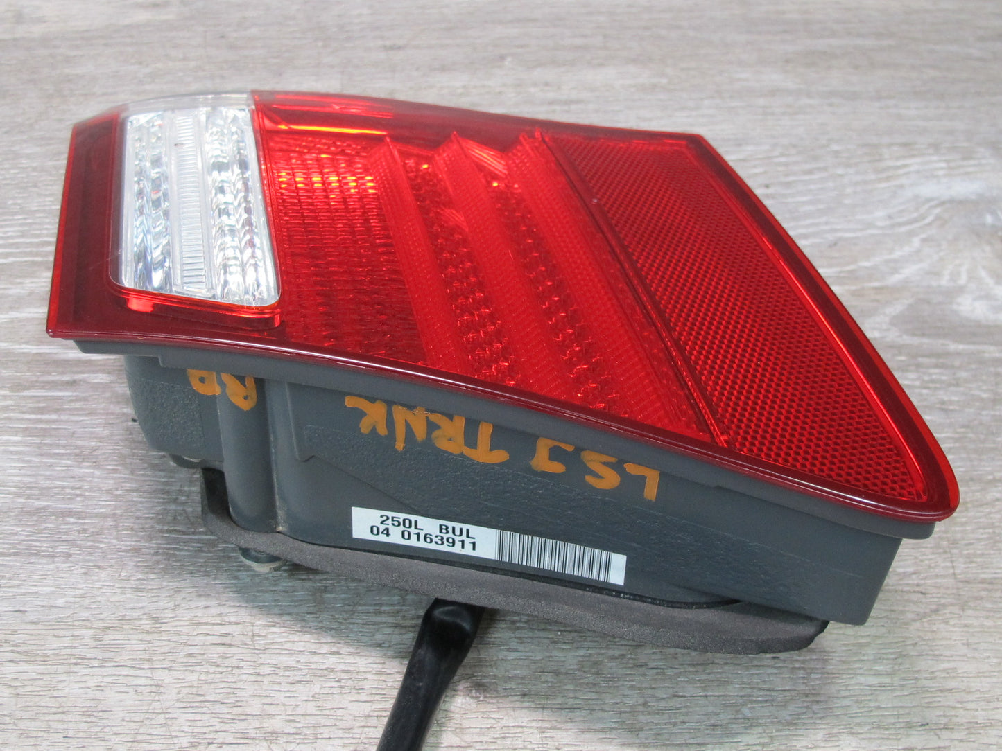 08-09 Lexus UVF46 LS600h Rear Right Inner Trunk Lid Tail Light Lamp OEM