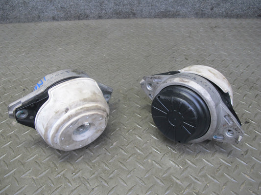 12-15 Mercedes W166 ML350 M276 Set of 2 Left & Right Engine Motor Mount OEM