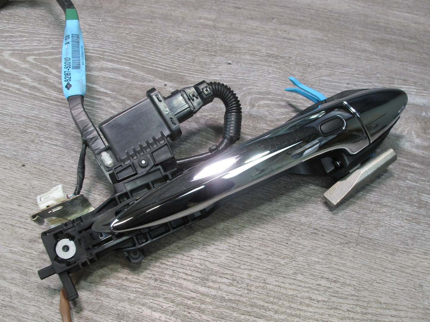 07-17 Lexus LS460 LS600h Rear Right Door Keyless Entry Exterior Handle OEM