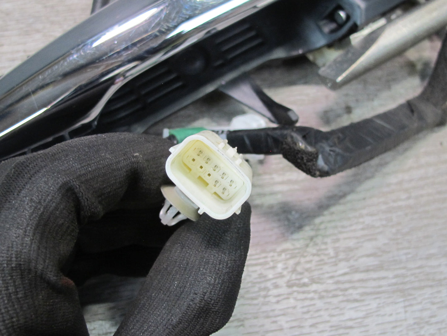 07-17 Lexus LS460 LS600h Front Right Door Keyless Entry Exterior Handle OEM