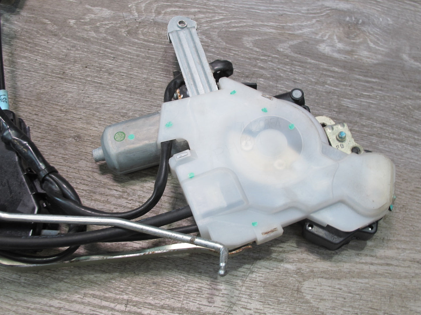 07-09 Lexus LS600h LS460 Front Right Door Lock Latch Actuator Easy Close OEM