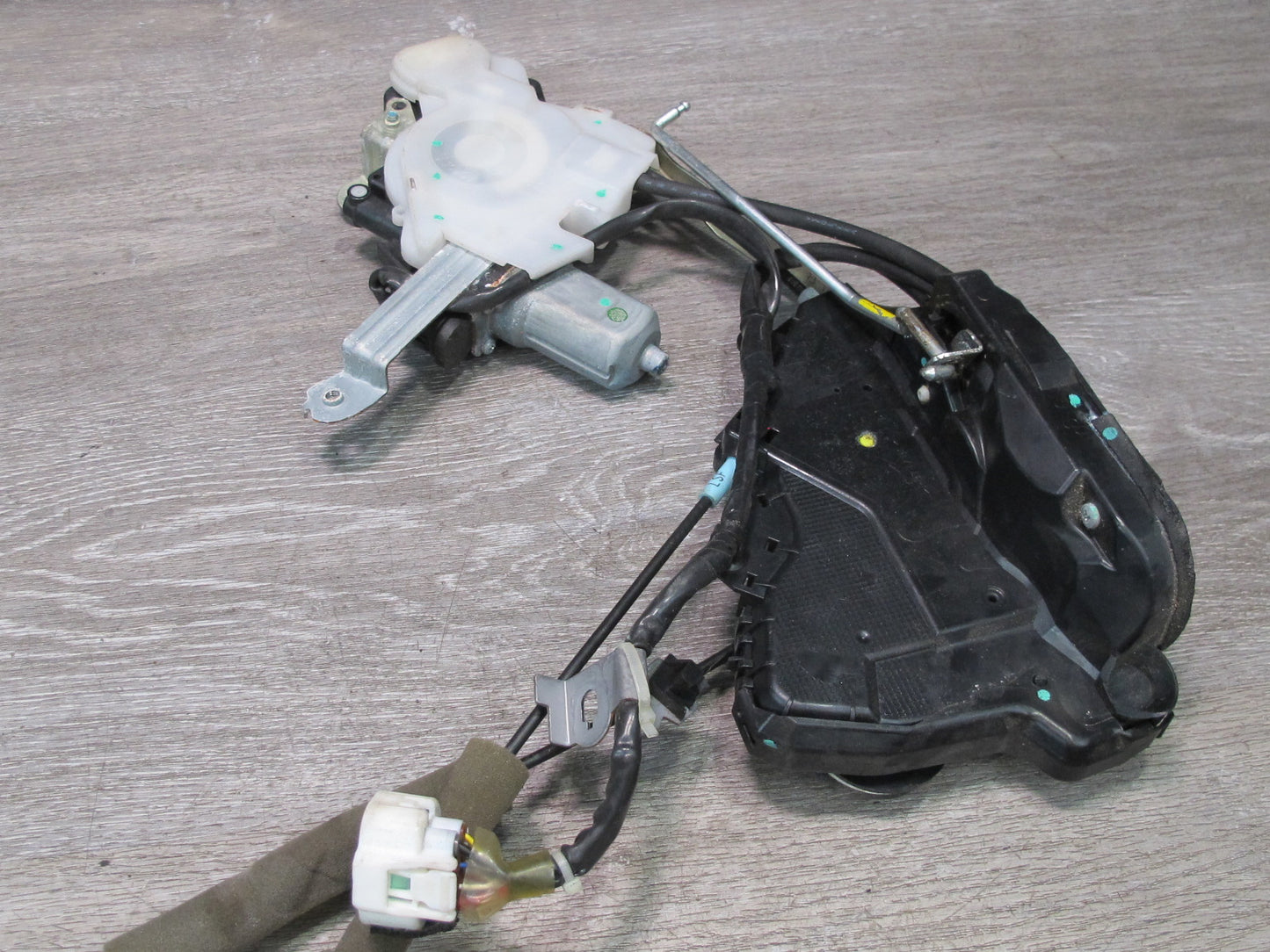 07-09 Lexus LS600h LS460 Front Right Door Lock Latch Actuator Easy Close OEM