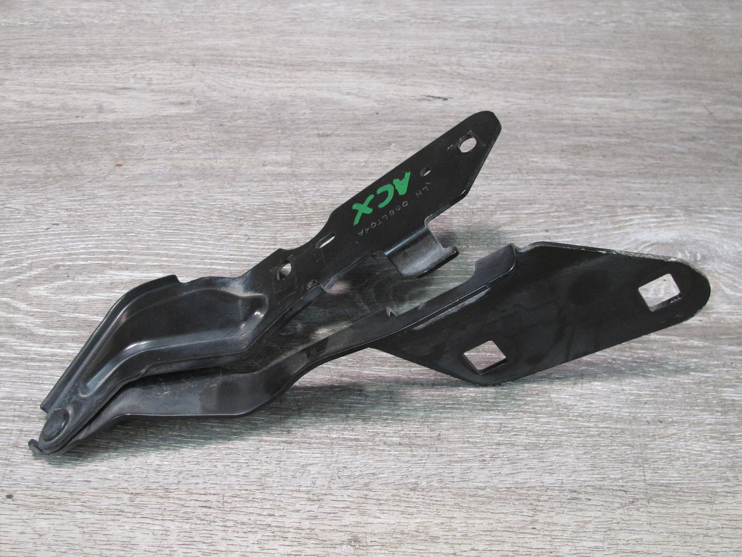 2004-2009 Cadillac XLR Front Right & Left Side Hood Bonnet Hinge Support Set