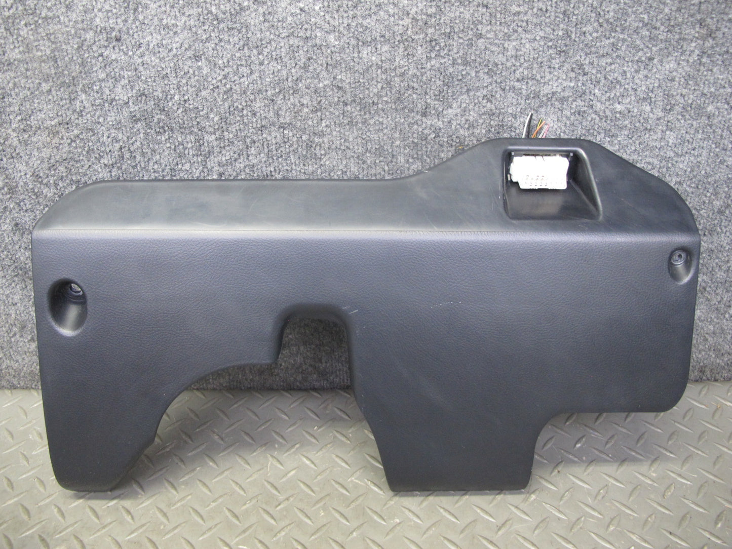 00-05 Toyota MR2 Spyder ZZW30L Dash Front Left Knee Trim Panel 55046-17010 OEM