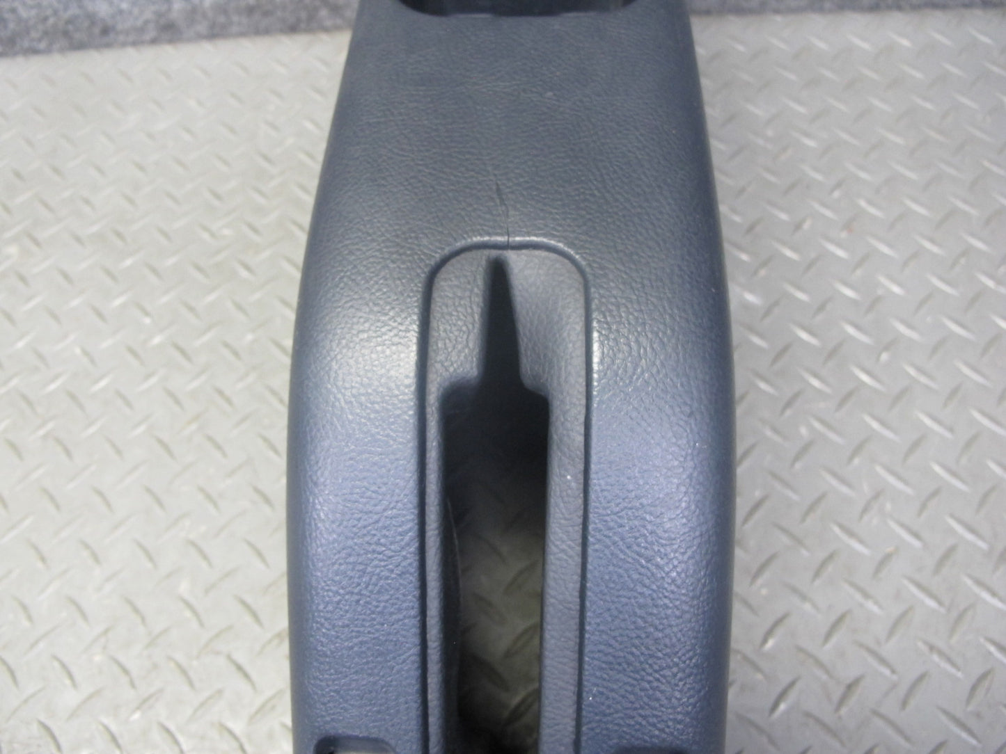 00-05 Toyota MR2 Spyder ZZW30L M/T Center Console Trim Cover Panel Black OEM