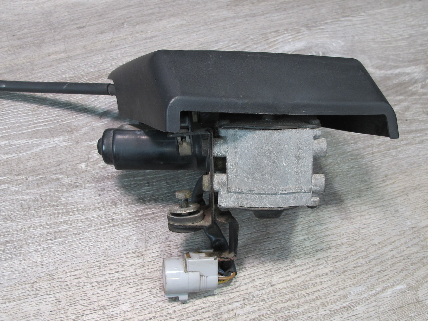 95-97 Lexus UCF20L LS400 Cruise Control Actuator Motor w Cover 162000-3560 OEM