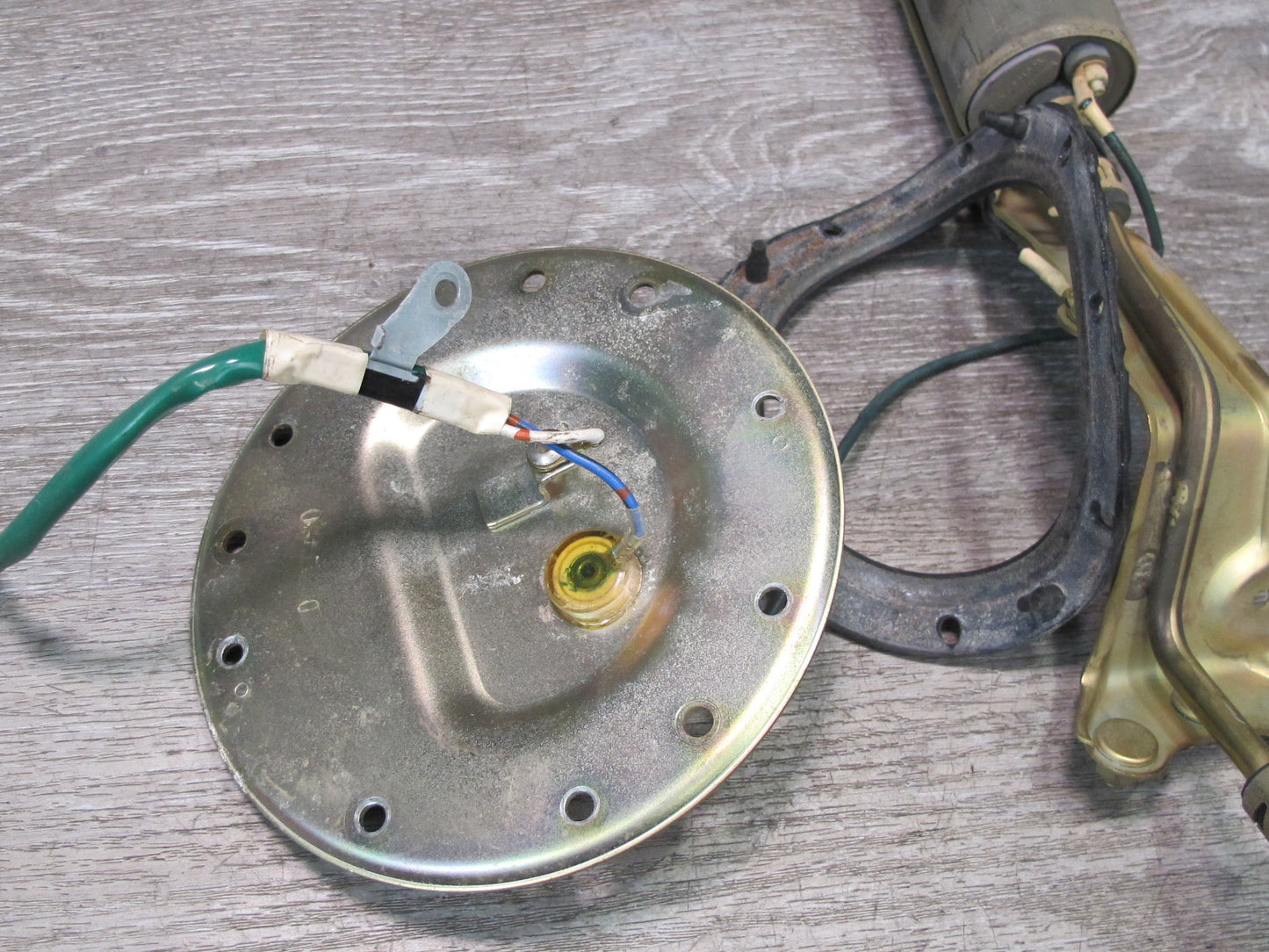 95-97 Lexus UCF20L LS400 1UZFE Set of 2 Fuel Pump Level Sensor Sending Unit OEM