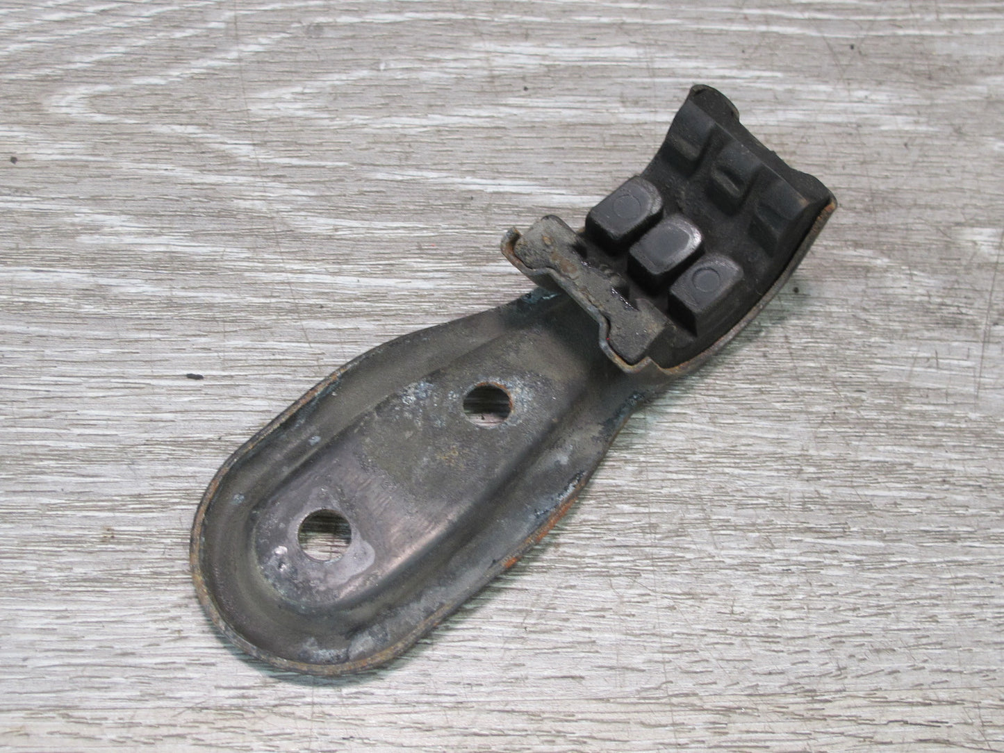 95-97 Lexus UCF20L LS400 Set of 4 Engine Radiator Mount Bracket Support OEM