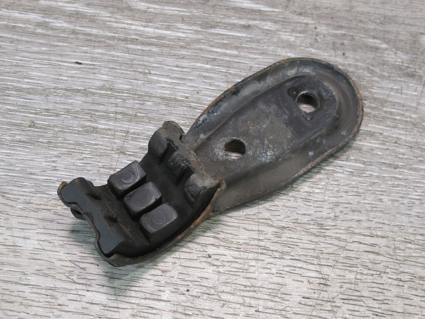 95-97 Lexus UCF20L LS400 Set of 4 Engine Radiator Mount Bracket Support OEM