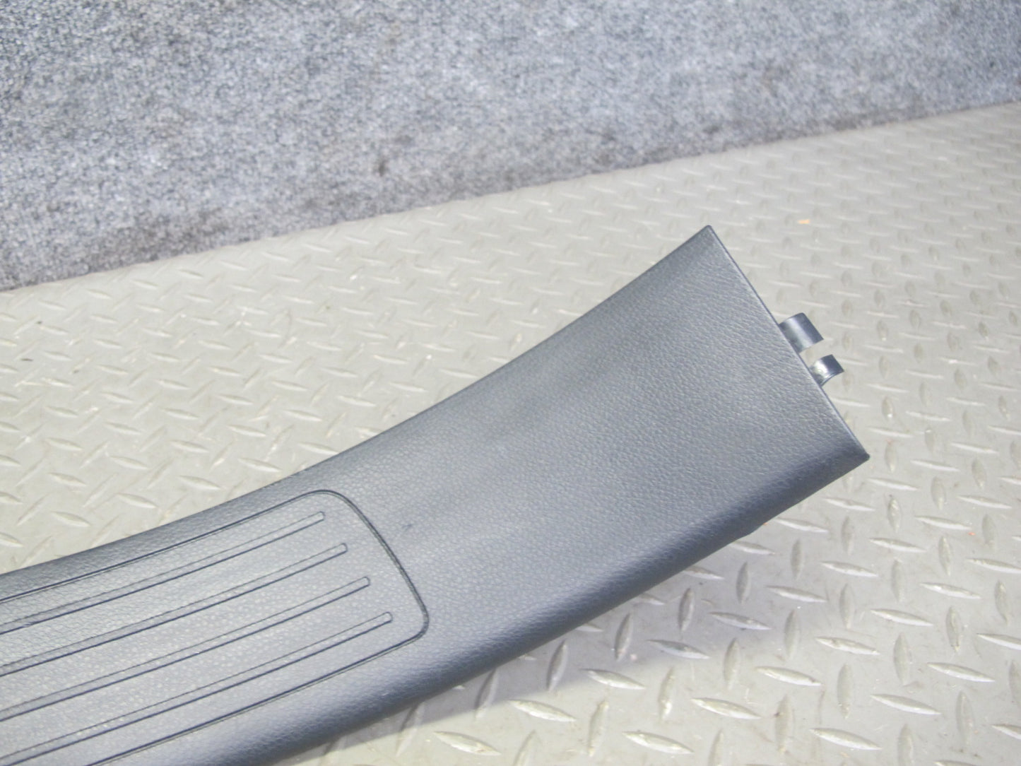 12-15 Mercedes W166 ML Set of 2 Rear Left Right Door Scuff Sill Plate Trim OEM