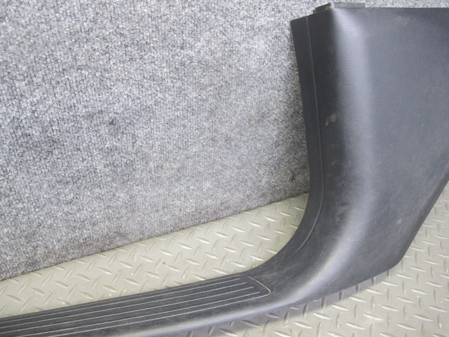 12-15 Mercedes W166 ML Front Left & Right Door Scuff Sill Plate Trim Set OEM