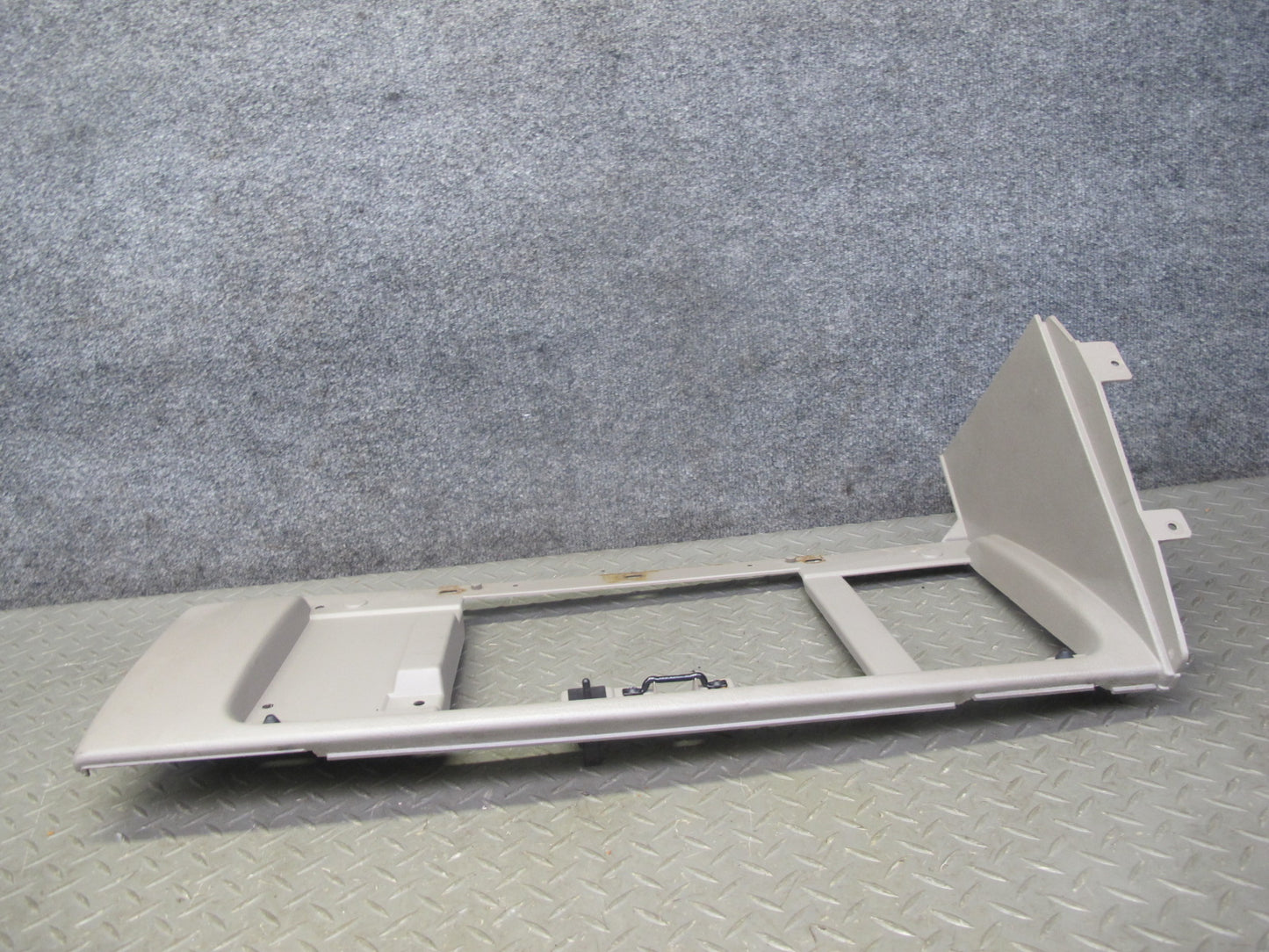 2003-2007 Hummer H2 Dash Right Glove Box Surround Trim Cover Panel