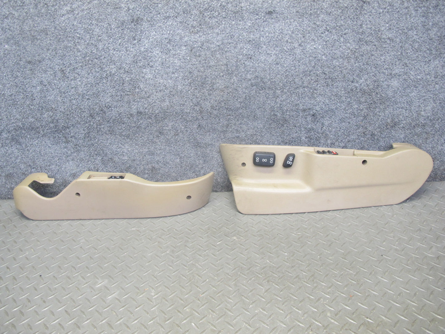 91-95 BMW E34 5-SERIES Set of 2 Front Left Right Seat Trim Cover w Switches OEM