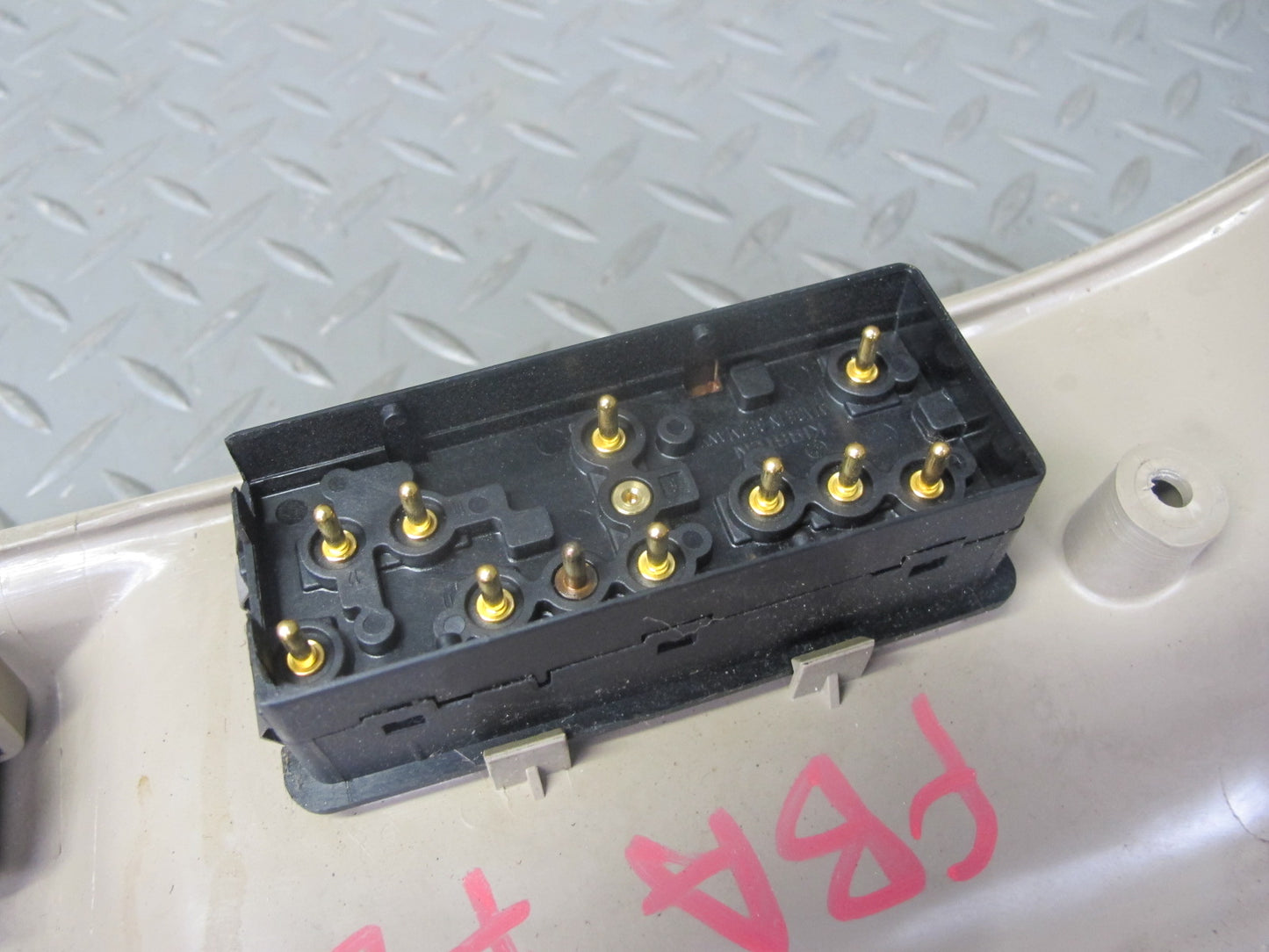 91-95 BMW E34 5-SERIES Set of 2 Front Left Right Seat Trim Cover w Switches OEM