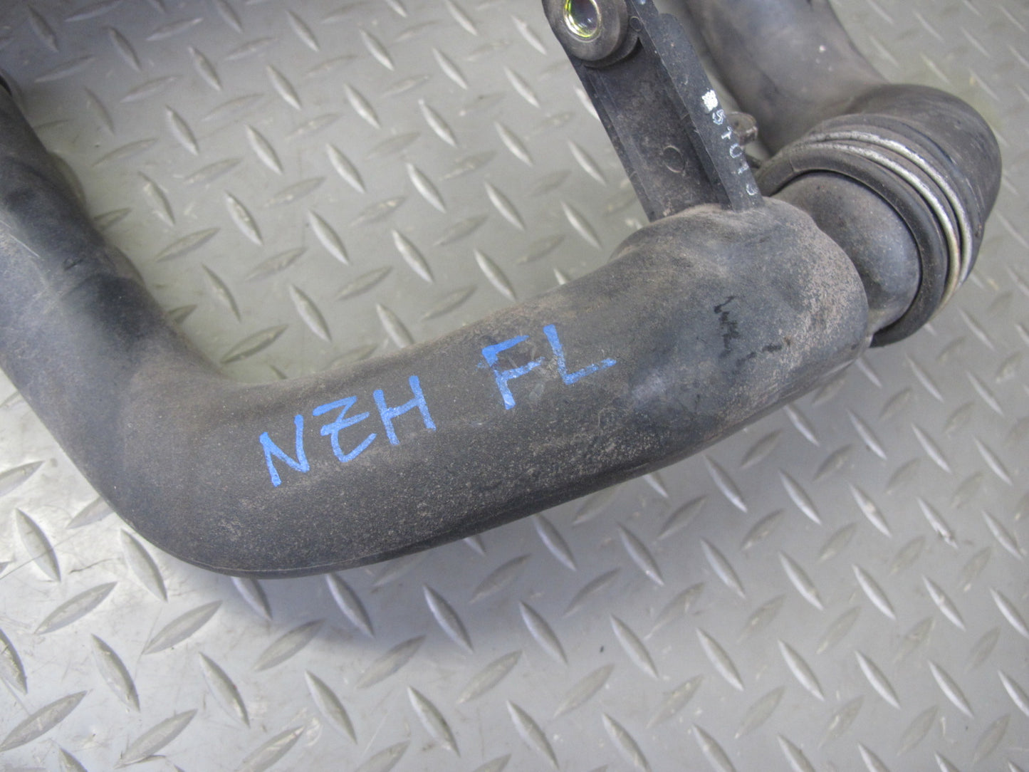 91-95 Nissan Z32 300ZX NA Left & Right Air Intake Inlet Duct Hose Pipe Set OEM