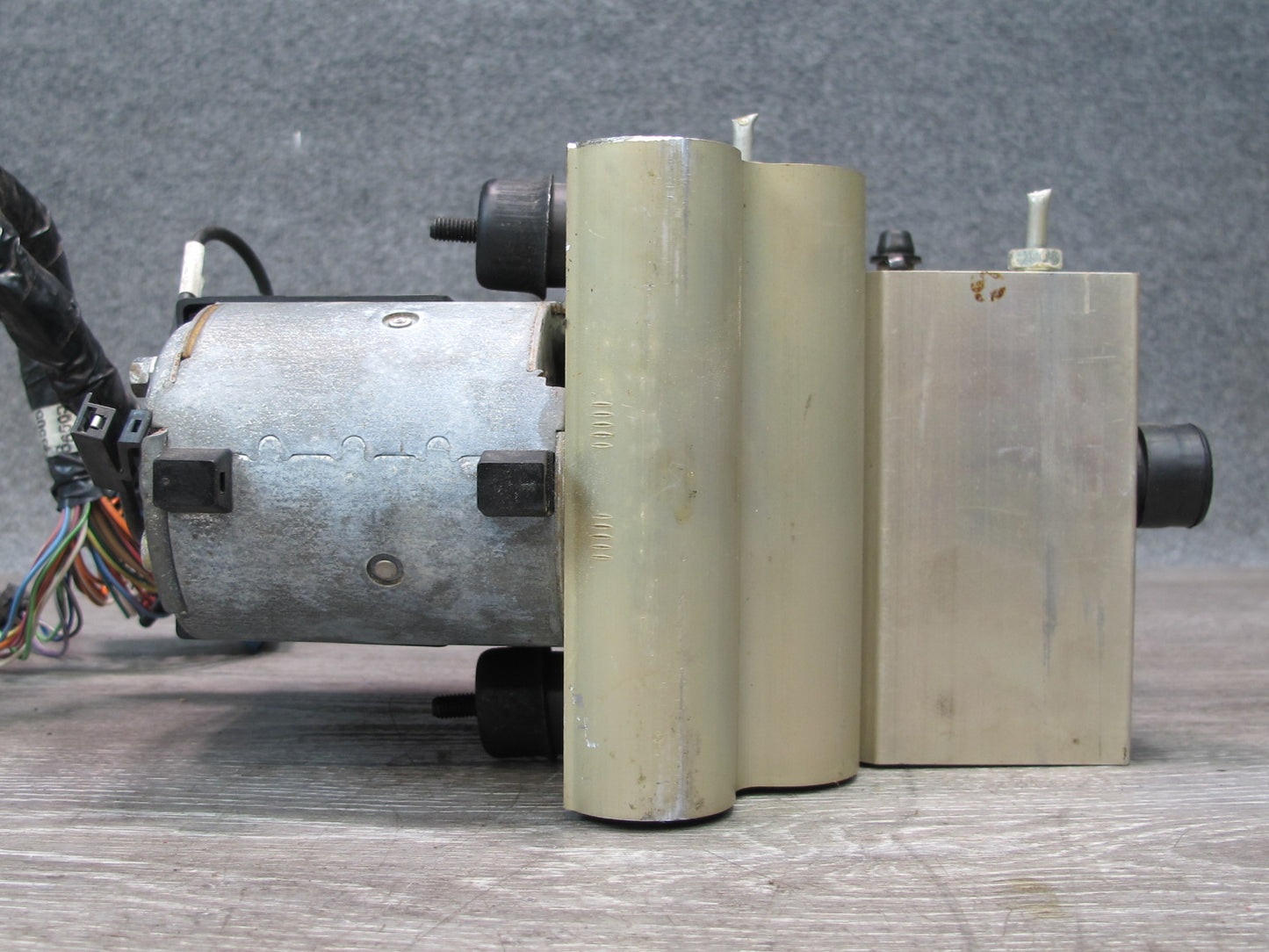 92-94 Chevrolet Corvette C4 Anti Lock Brake ABS Pump Module Unit OEM