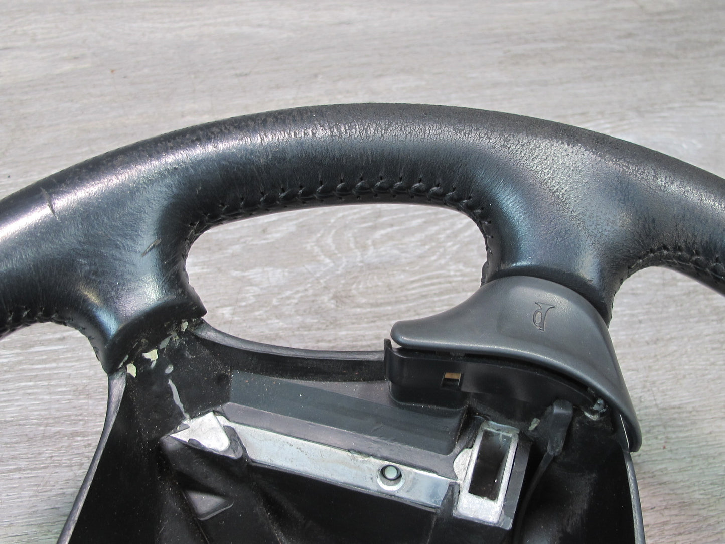 90-93 Chevrolet Corvette C4 4-SPOKE Leather Steering w Horn Buttons OEM