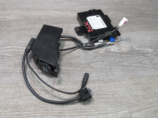 2012-2016 Mercedes R172 SLK Communication Control Module W/ Audio USB Interface