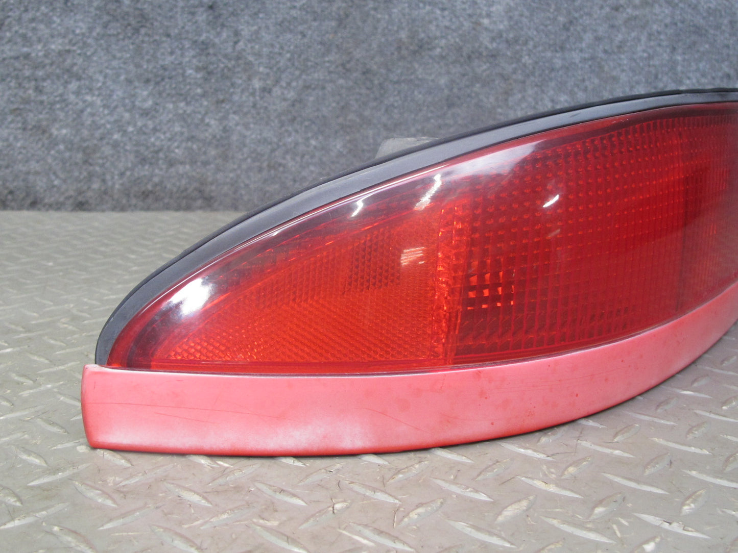 91-93 Dodge Stealth ES Rear Left & Right Tail Light Lamp w Center Reflector OEM